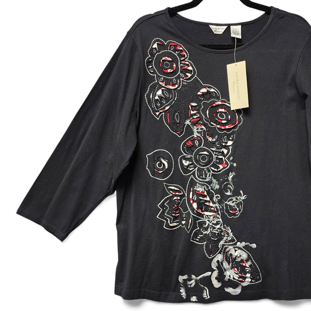 Laura Ashley Woman‎ Floral Embroidered Top Size 1X Black Cotton 3/4 Sleeve NEW